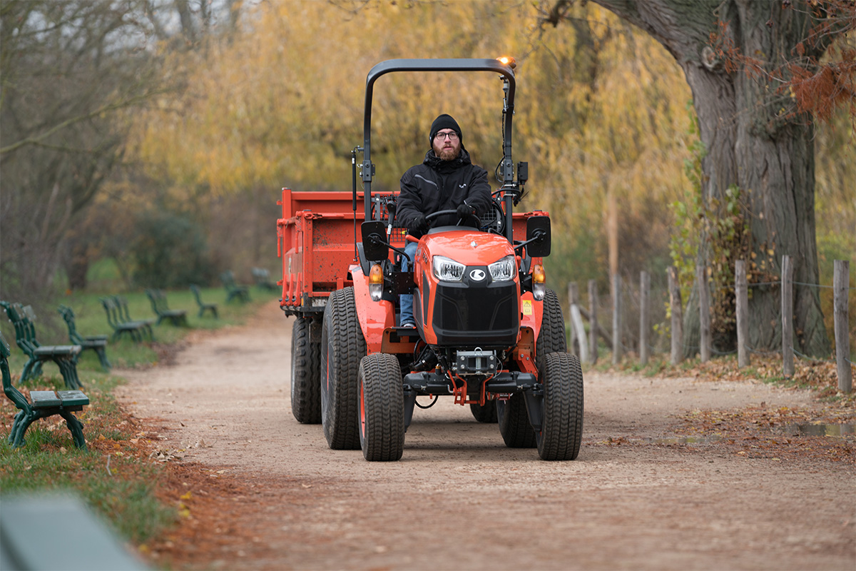 LXe-261: Der erste elektrische Kompakttraktor von Kubota